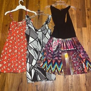 Size S forever 21 dress bundle